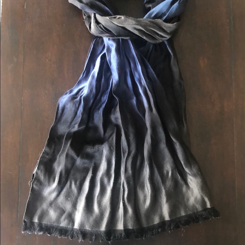 John Varvatos scarf. Nwt.
